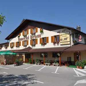 Pensjonat Kmecki Hram, Lublana